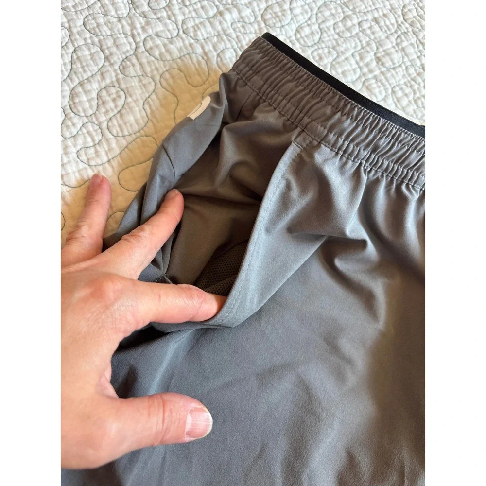 The North Face Mens Wander Short 2.0 Smoked Pearl Grey Size Small